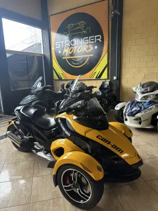 CAN-AM-SPYDER RS-2008