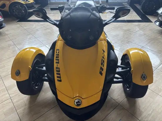 CAN-AM-SPYDER RS-2008