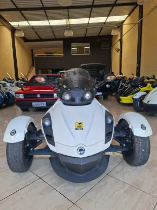 CAN-AM-SPYDER RS-S-2010