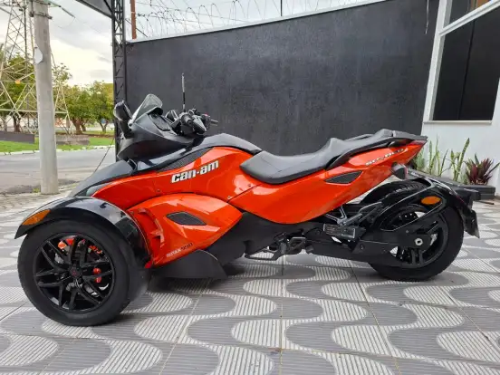 CAN-AM-SPYDER RS-S CAN-AM-SPYDER RS-S-2012