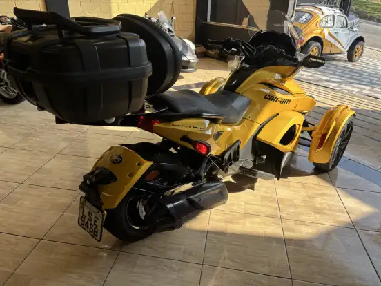 CAN-AM-SPYDER RT-S CAN-AM-SPYDER RT-S-2013