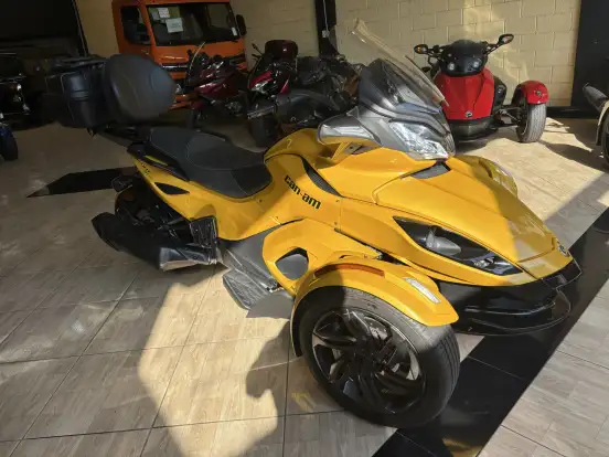 CAN-AM-SPYDER RT-S-2013