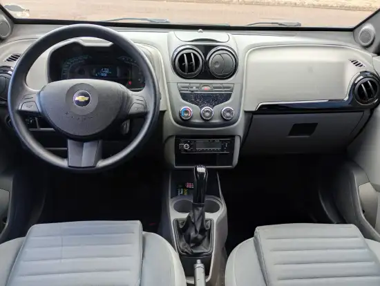 CHEVROLET-AGILE-2012