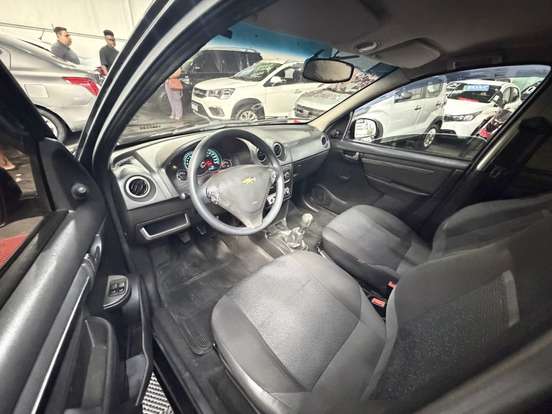 CHEVROLET-CELTA-2014