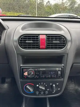 CHEVROLET-CORSA-2010