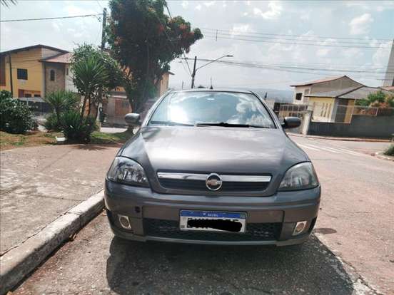 CHEVROLET-CORSA-2011