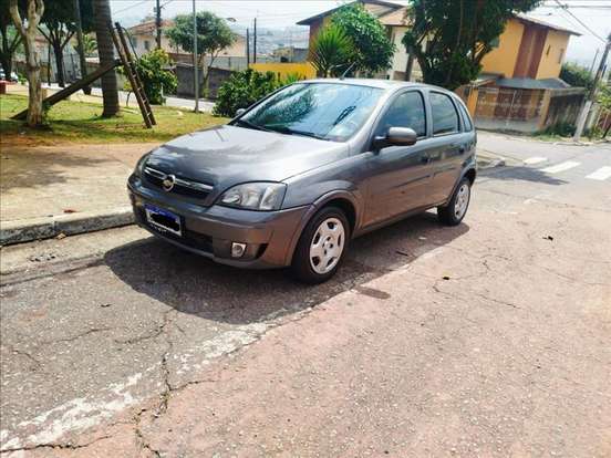 CHEVROLET-CORSA-2011