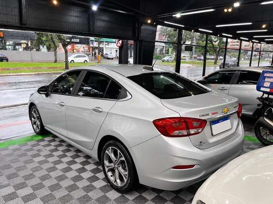 CHEVROLET-CRUZE-2019