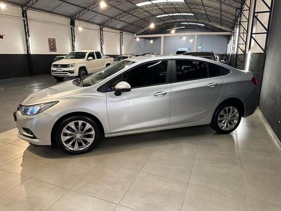CHEVROLET-CRUZE-2018