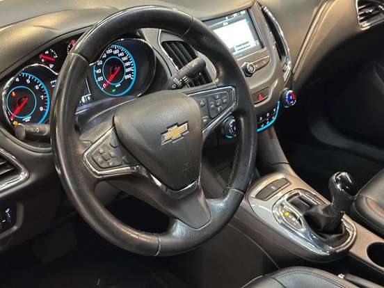 CHEVROLET-CRUZE-2018