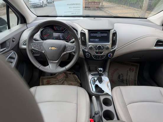 CHEVROLET-CRUZE-2018