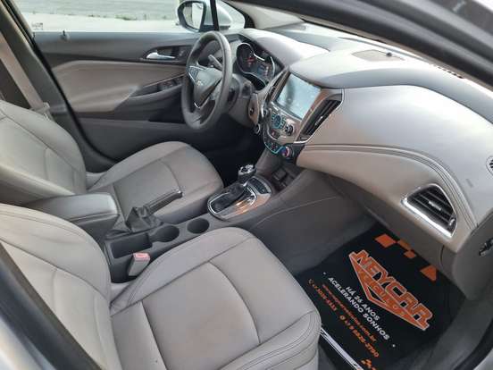 CHEVROLET-CRUZE-2017