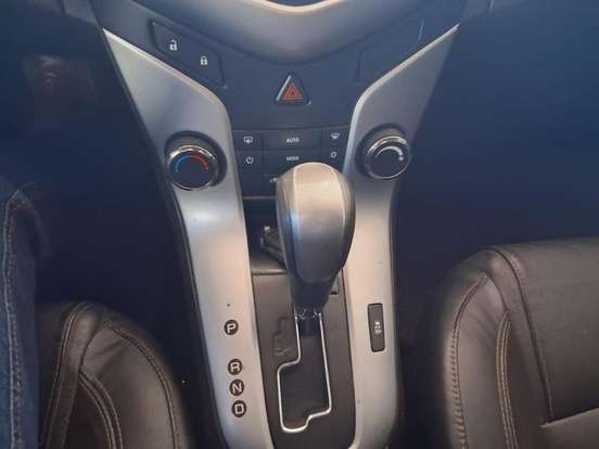 CHEVROLET-CRUZE-2012