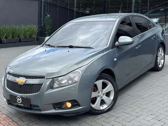 CHEVROLET-CRUZE-2013