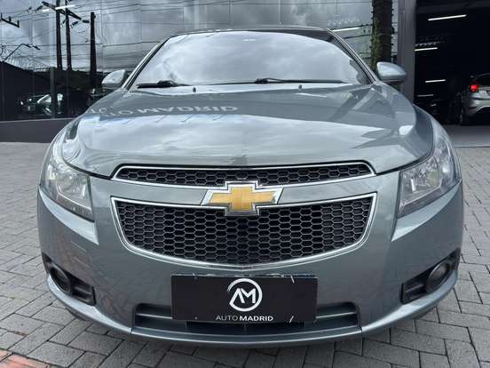 CHEVROLET-CRUZE-2013