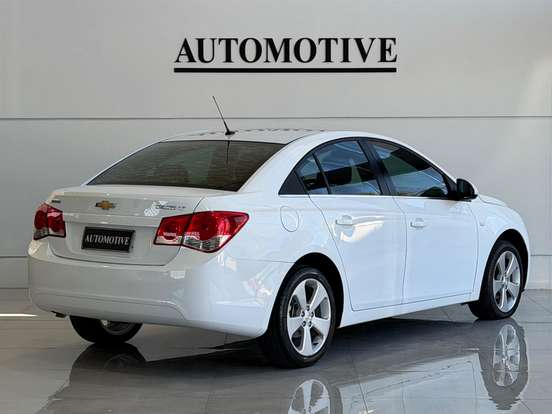 CHEVROLET-CRUZE-2013
