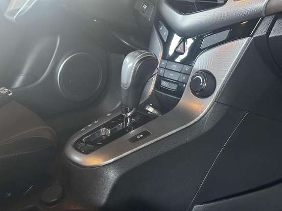 CHEVROLET-CRUZE-2014