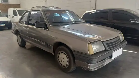 CHEVROLET-MONZA-1989