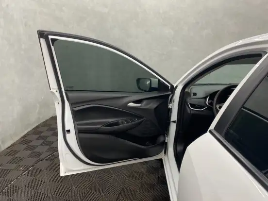CHEVROLET-ONIX-2023