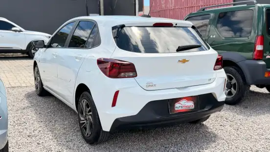 CHEVROLET-ONIX-2024