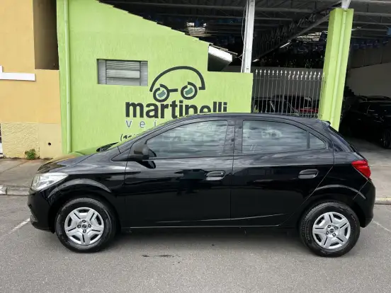 CHEVROLET-ONIX-1.0 MPFI LS 8V FLEX 4P MANUAL CHEVROLET-ONIX-2015