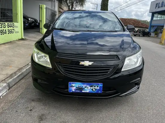 CHEVROLET-ONIX-2015