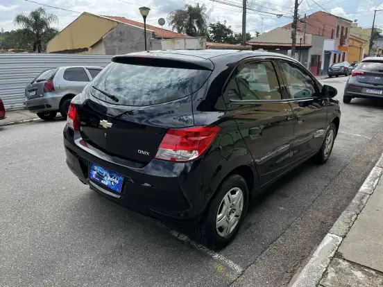 CHEVROLET-ONIX-1.0 MPFI LS 8V FLEX 4P MANUAL CHEVROLET-ONIX-2015