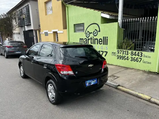 CHEVROLET-ONIX-1.0 MPFI LS 8V FLEX 4P MANUAL CHEVROLET-ONIX-2015