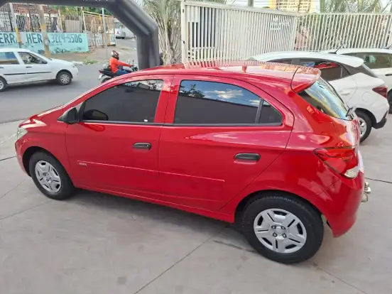 CHEVROLET-ONIX-2015