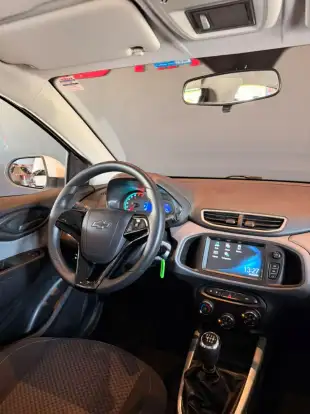 CHEVROLET-ONIX-2018