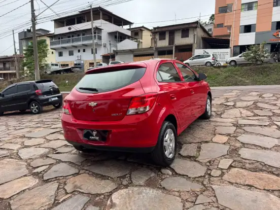 CHEVROLET-ONIX-2013