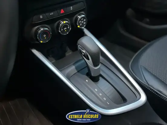 CHEVROLET-ONIX-1.0 TURBO FLEX PLUS LTZ AUTOMÁTICO CHEVROLET-ONIX-2024