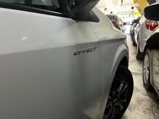 CHEVROLET-ONIX-2015