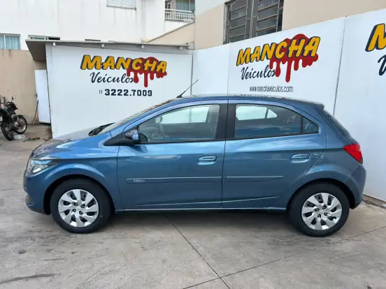 CHEVROLET-ONIX-2013