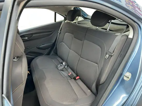 CHEVROLET-ONIX-1.4 MPFI LT 8V FLEX 4P AUTOMÁTICO CHEVROLET-ONIX-2013
