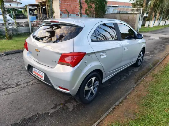 CHEVROLET-ONIX-1.4 MPFI LTZ 8V FLEX 4P AUTOMÁTICO CHEVROLET-ONIX-2017