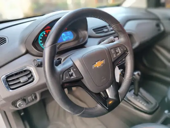 CHEVROLET-ONIX-1.4 MPFI LTZ 8V FLEX 4P AUTOMÁTICO CHEVROLET-ONIX-2017