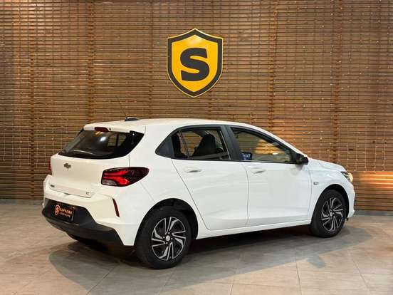 CHEVROLET-ONIX-2023
