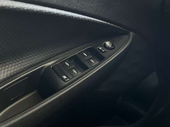 CHEVROLET-ONIX-2022