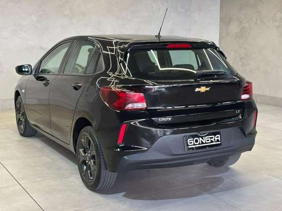 CHEVROLET-ONIX-2020