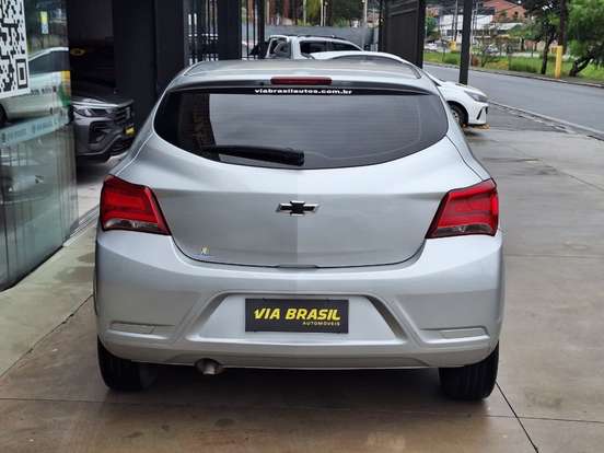 CHEVROLET-ONIX-2020
