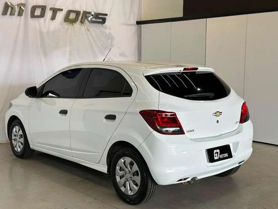 CHEVROLET-ONIX-2019