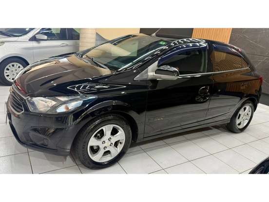CHEVROLET-ONIX-1.0 MPFI LT 8V FLEX 4P MANUAL CHEVROLET-ONIX-2017