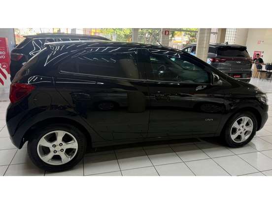 CHEVROLET-ONIX-1.0 MPFI LT 8V FLEX 4P MANUAL CHEVROLET-ONIX-2017