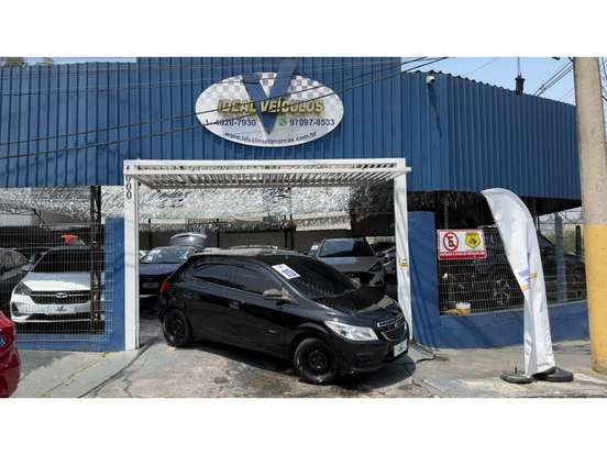 CHEVROLET-ONIX-2014