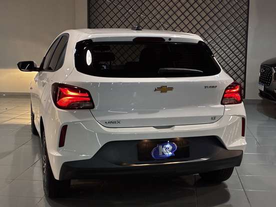CHEVROLET-ONIX-2023