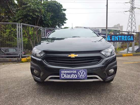 CHEVROLET-ONIX-2018