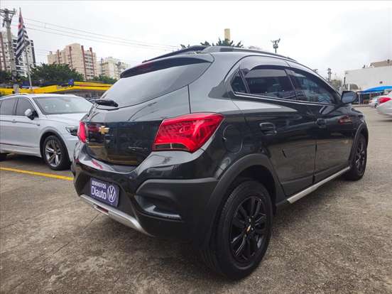 CHEVROLET-ONIX-1.4 MPFI ACTIV 8V FLEX 4P AUTOMÁTICO CHEVROLET-ONIX-2018