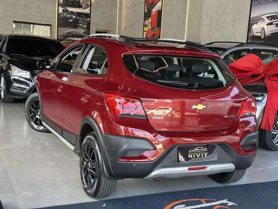 CHEVROLET-ONIX-1.4 MPFI ACTIV 8V FLEX 4P AUTOMÁTICO CHEVROLET-ONIX-2018