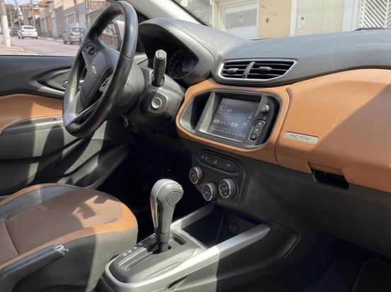 CHEVROLET-ONIX-2017